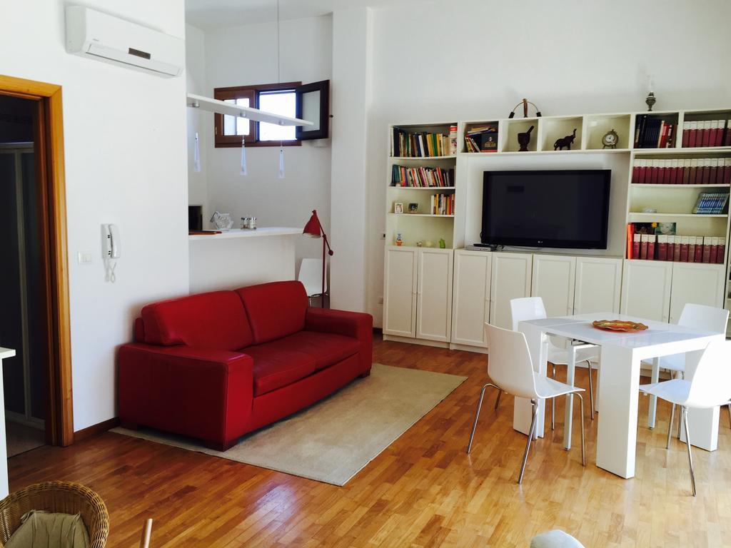 Suites Piazza Umberto Vignacastrisi Exteriör bild