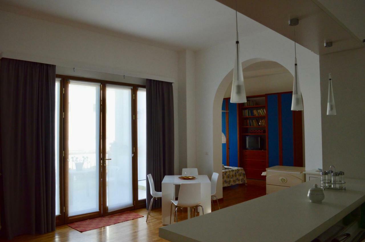 Suites Piazza Umberto Vignacastrisi Exteriör bild
